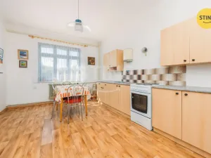 Prodej rodinného domu, Vrbatův Kostelec, 200 m2