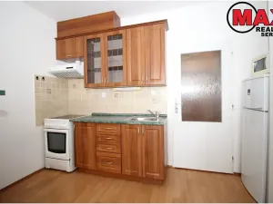 Pronájem bytu 1+kk, Praha - Troja, Hnězdenská, 36 m2