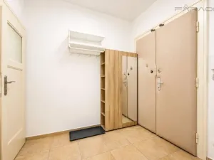 Prodej bytu 2+kk, Praha - Žižkov, Jana Želivského, 42 m2