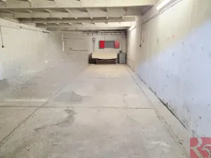 Pronájem garáže, Praha - Podolí, Bohuslava Martinů, 36 m2