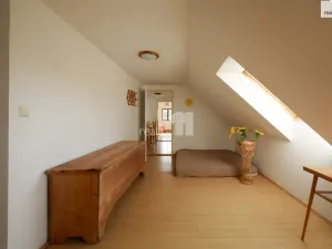 Prodej rodinného domu, Myslív, 286 m2