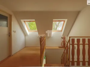 Prodej rodinného domu, Myslív, 286 m2