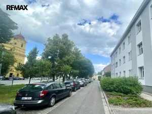 Pronájem bytu 2+kk, Hradec Králové - Kukleny, Denisovo náměstí, 66 m2