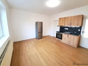 Pronájem bytu 2+kk, Zlín, Podvesná IX, 50 m2