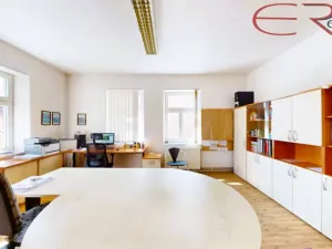 Prodej historického objektu, Frýdlant, ČSA, 624 m2