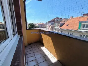 Pronájem bytu 2+1, Hradec Králové, Průmyslová, 98 m2