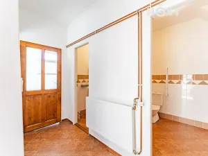 Prodej podílu restaurace, Štíty, nám. Míru, 59 m2
