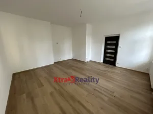 Pronájem bytu 2+1, Teplice, Křičkova, 80 m2
