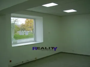 Pronájem obchodního prostoru, Podbořany, 90 m2