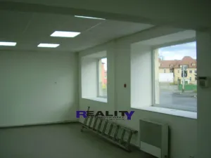 Pronájem obchodního prostoru, Podbořany, 90 m2