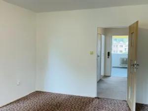 Prodej bytu 3+1, Hronov, Hostovského, 70 m2