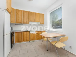 Prodej garáže, Zlín - Kudlov, Žlutá, 18 m2