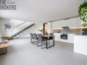 Prodej rodinného domu, Lovčice, 250 m2