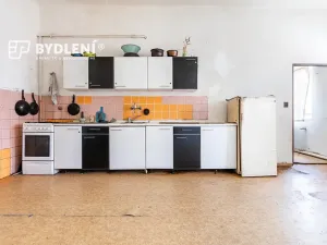 Prodej činžovního domu, Teplice, nám. Osvobození, 330 m2