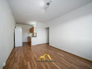 Pronájem bytu 2+kk, Praha - Strašnice, Pod strání, 43 m2
