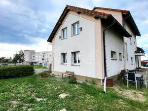 Pronájem bytu 1+kk, Čelákovice, Masarykova, 33 m2