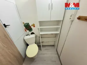 Pronájem bytu 4+1, Praha - Modřany, Vazovova, 87 m2