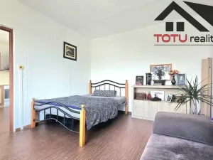 Pronájem bytu 2+kk, Jaroměř, nábřeží 17. listopadu, 35 m2