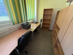 Pronájem kanceláře, Most, Růžová, 167 m2