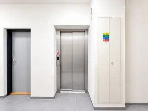 Pronájem bytu 2+kk, Milovice - Mladá, Slepá, 33 m2