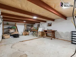 Prodej rodinného domu, Rašovice, 195 m2