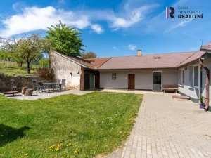 Prodej rodinného domu, Rašovice, 195 m2