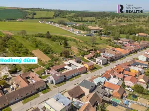 Prodej rodinného domu, Rašovice, 195 m2