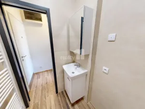 Pronájem bytu 1+kk, Humpolec, Na Rybníčku, 19 m2