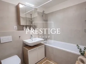 Pronájem bytu 2+kk, Praha - Karlín, Nekvasilova, 67 m2