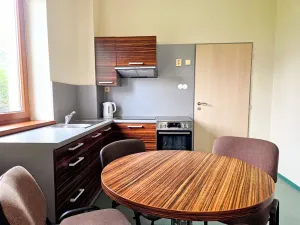 Prodej kanceláře, Třinec, Husova, 360 m2