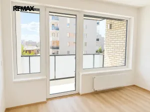 Pronájem bytu 2+kk, Praha - Hloubětín, Waltariho, 54 m2