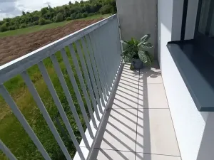 Pronájem bytu 1+kk, Praha - Uhříněves, Douchova, 30 m2