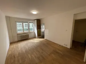 Prodej bytu 1+1, Praha - Libeň, Drahobejlova, 27 m2