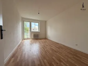 Prodej bytu 3+1, Hradec Králové, třída SNP, 70 m2