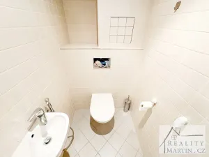 Pronájem bytu 2+1, Praha - Holešovice, Dělnická, 54 m2