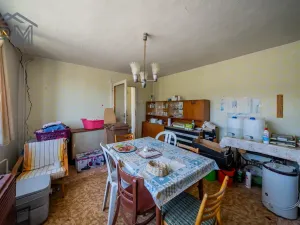 Prodej pozemku pro bydlení, Uhřice, 2318 m2