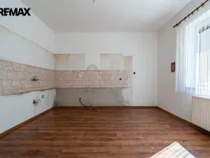 Prodej rodinného domu, Třebíč - Stařečka, Sucheniova, 200 m2