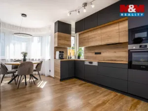 Prodej rodinného domu, Bobnice, Za Školou, 105 m2