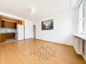 Prodej bytu 2+kk, Praha - Střížkov, 39 m2
