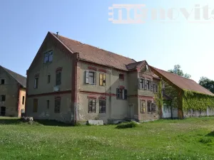 Prodej zemědělské usedlosti, Klatovy - Beňovy, 2222 m2
