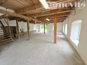 Prodej zemědělské usedlosti, Klatovy - Beňovy, 2222 m2