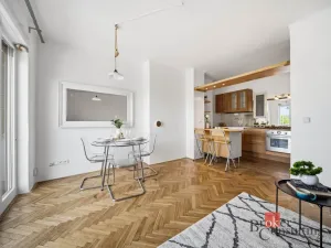Prodej bytu 1+1, Praha - Podolí, Podolská, 39 m2