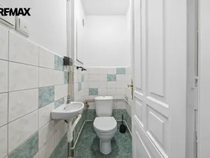 Pronájem bytu 2+kk, Hronov, T. G. Masaryka, 52 m2