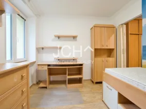 Prodej bytu 2+1, Uničov, Jiráskova, 62 m2