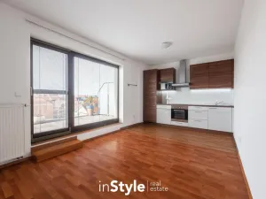 Pronájem bytu 2+kk, Uherské Hradiště, Dlouhá, 76 m2