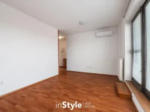 Pronájem bytu 2+kk, Uherské Hradiště, Dlouhá, 76 m2