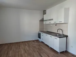 Pronájem bytu 1+kk, Skalice u České Lípy, 31 m2