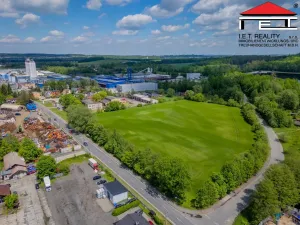 Prodej komerčního pozemku, Staré Město, Na Zbytkách, 30816 m2