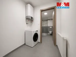 Pronájem bytu 3+1, Veltrusy, Douchova, 97 m2