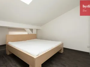 Pronájem bytu 2+kk, Opava, Mezi Trhy, 122 m2